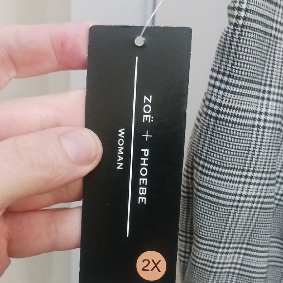 Elegant Women's Gray Plaid Cropped Pants NWT - Picture 6 of 8